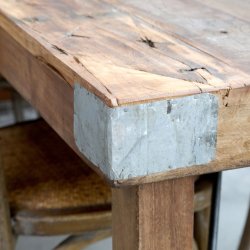 Grimaud tr�bord med jernkant