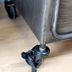 Factory skab/natbord