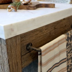 Grimaud anretterbord / k�kken�