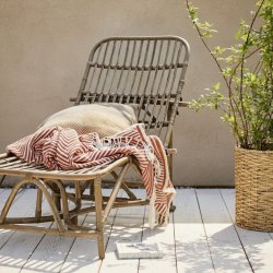 Rattan liggestol
