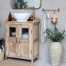 Grimaud skab med glaslger