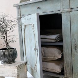 Sk�nk Antique Opal