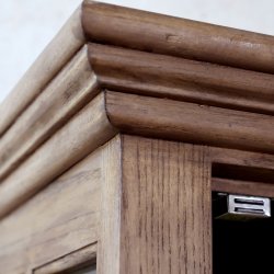 Natur vitrineskab med 2 lger